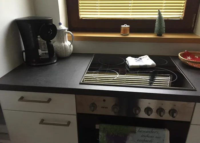 Am Sonnenhang 度假居 施特罗布尔